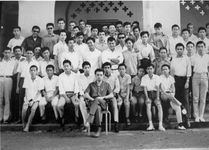 Lycée Jean Jacques Rousseau_Classe Sc Expe 1961-62, Professeur Pierre Brocheux